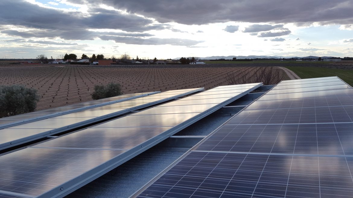 riego solar con placas- infrysol